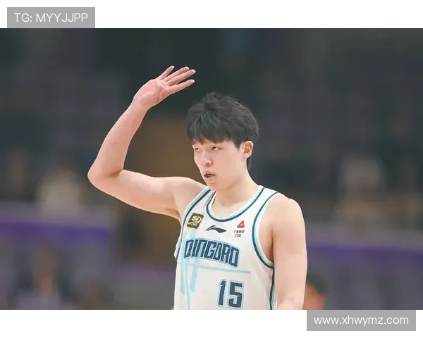 杨瀚森在篮球公园展现成长之路以耐心与坚持迎接未来挑战